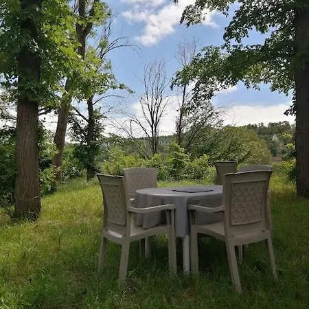 Holiday home En Pleine Verdure *